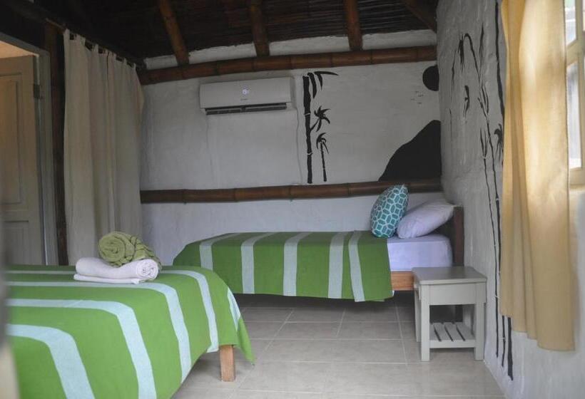 بانگلوی استاندارد, Viejamar B&b