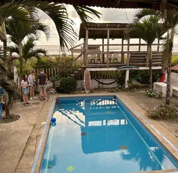 تختخواب در اتاق مشترک, Viejamar B&b
