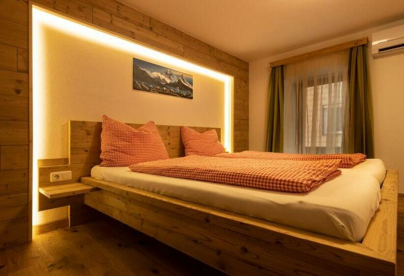 Номер Стандарт, Camping & Pension Au An Der Donau