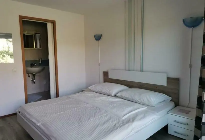 آپارتمان 1 خوابه, Apartments Silva