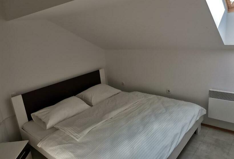 آپارتمان 2 خوابه, Apartments Silva