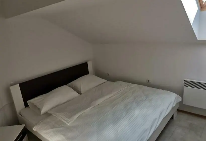 آپارتمان 2 خوابه, Apartments Silva