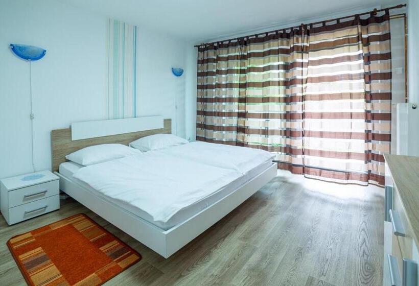 آپارتمان 1 خوابه, Apartments Silva