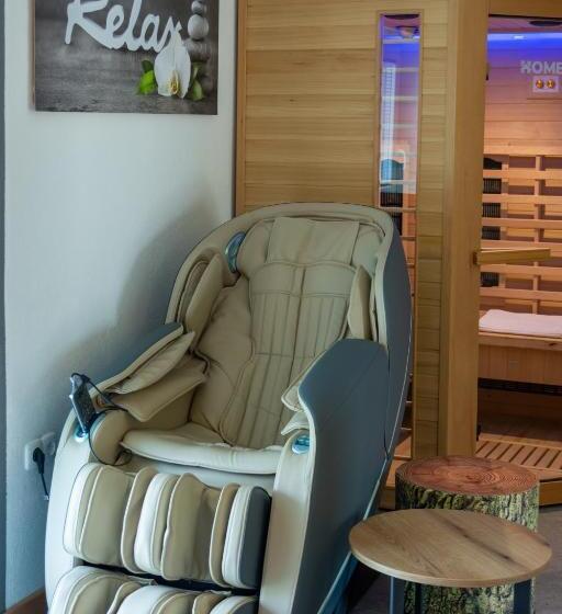 سوئیت با وان آب گرم, Apartments Silva