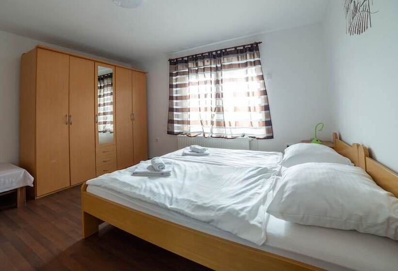 آپارتمان 1 خوابه, Apartments Silva