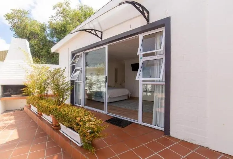 Deluxe-huone, Cosimi Guest House