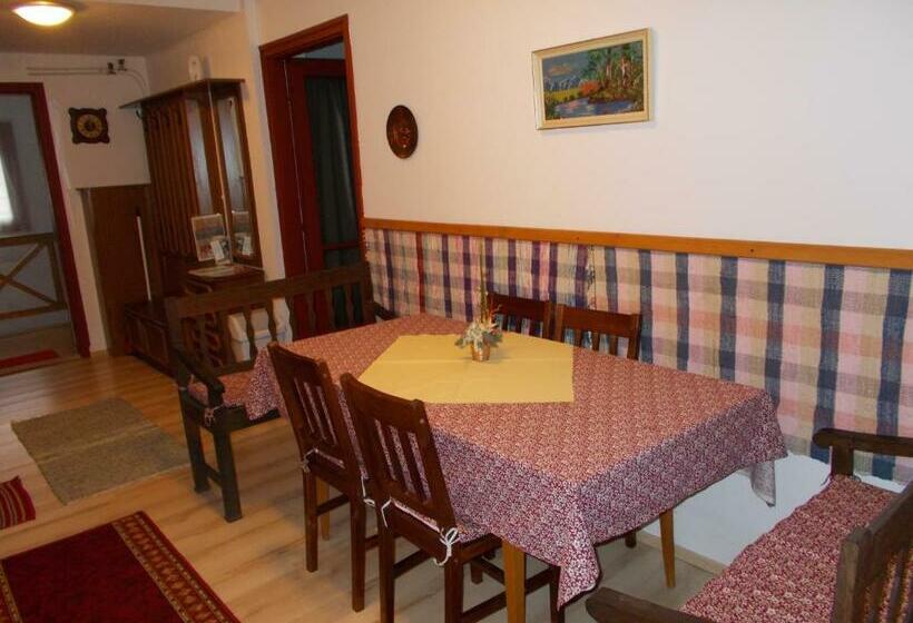 Camera Standard, Nimród Pihenőház