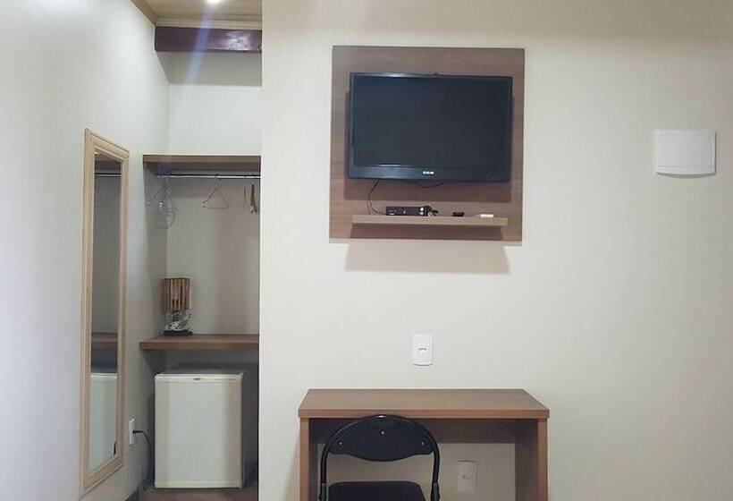 标准间, Pousada Dos Guias