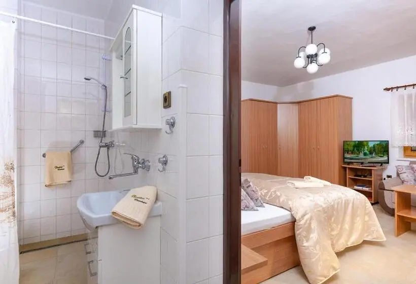 スタンダード４人部屋, Pension Danninger