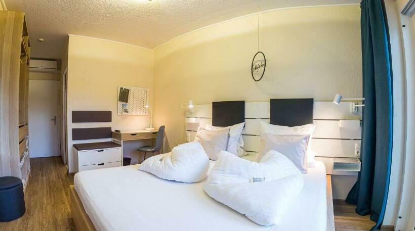 标准间带阳台, Pension Julia & Haus Elisabeth Wallner S Hofheuriger & Weinhof