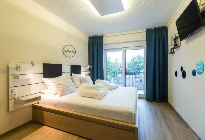 Номер Стандарт с Балконом, Pension Julia & Haus Elisabeth   Wallner S Hofheuriger & Weinhof