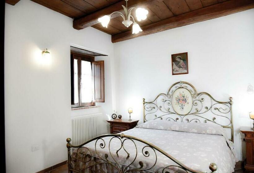 דירת חדר, Agriturismo Castello Delle Fornaci   Private Jacuzzi