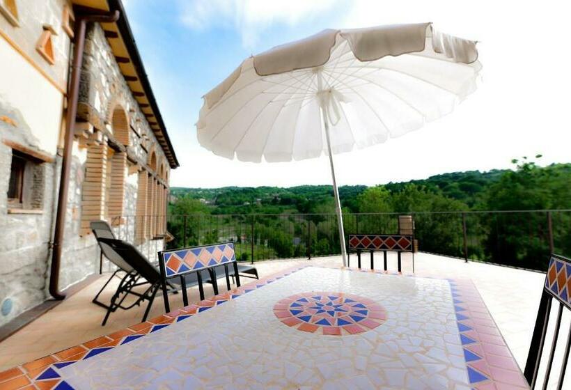 テラス付き１ベッドルームアパートメント, Agriturismo Castello Delle Fornaci   Private Jacuzzi