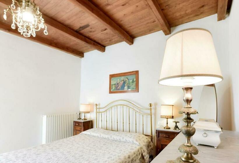 テラス付き１ベッドルームアパートメント, Agriturismo Castello Delle Fornaci   Private Jacuzzi