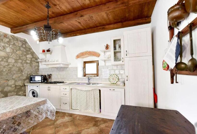 １ベッドルームのデラックスアパートメント, Agriturismo Castello Delle Fornaci   Private Jacuzzi