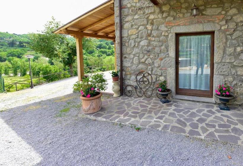 １ベッドルームのデラックスアパートメント, Agriturismo Castello Delle Fornaci   Private Jacuzzi