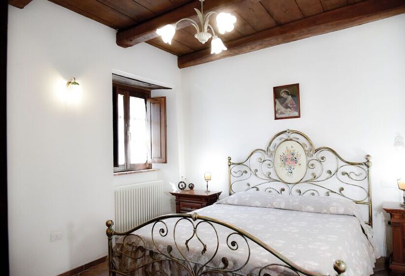 דירת חדר, Agriturismo Castello Delle Fornaci   Private Jacuzzi