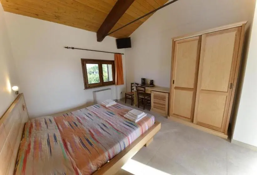 スタンダードルーム, Casale Dei Mattonari