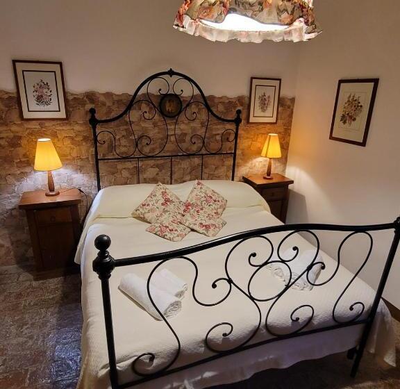 غرفة قياسية, Castello Santa Cristina