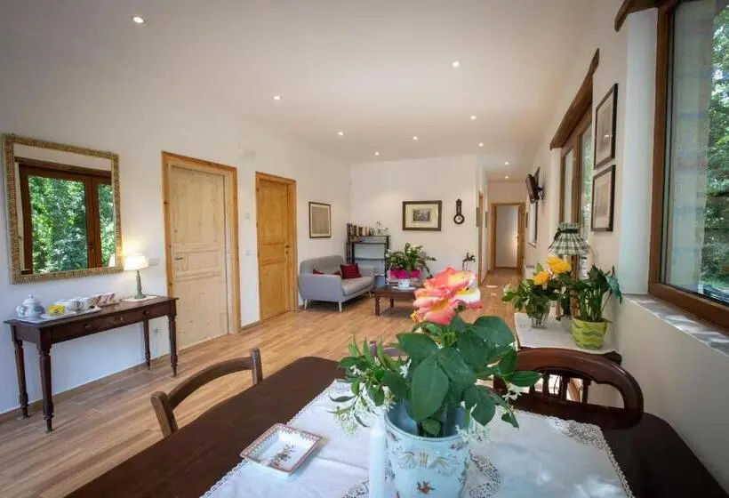 Deluxe-huoneisto 1 Makuuhuone, Castello Santa Cristina
