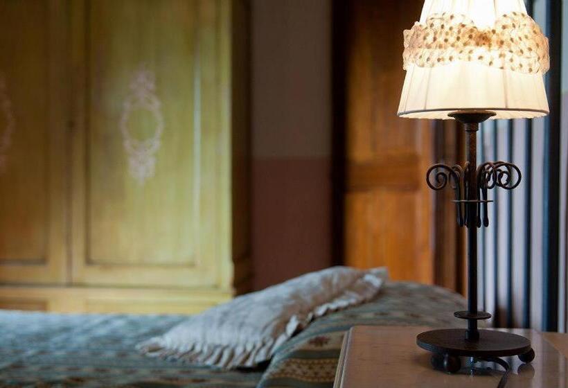 标准间, La Vecchia Sassa