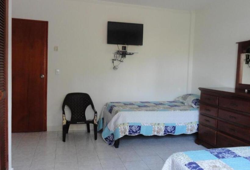 اتاق استاندارد سه نفره, Posada Nativa Miss Nova