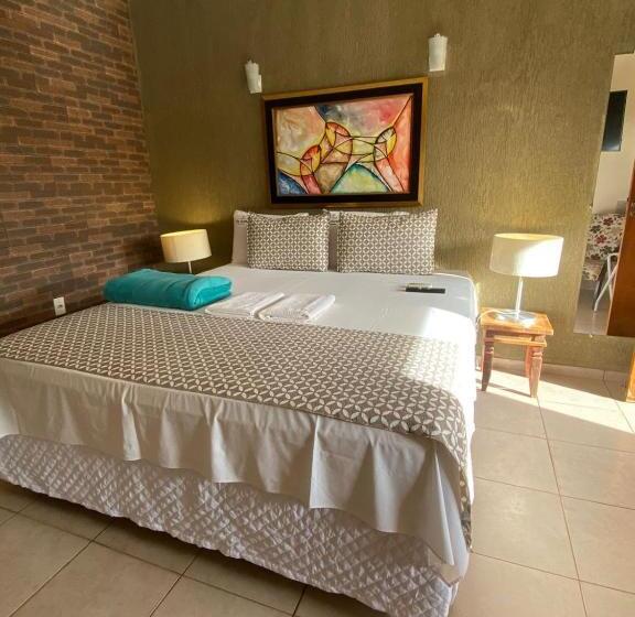 Camera Tripla Deluxe, La Luna Dos Pireneus Pousada