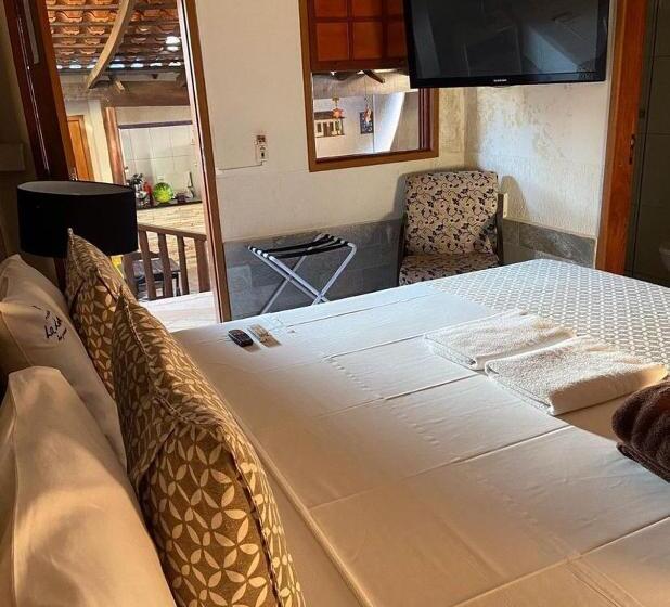 Camera Tripla Deluxe, La Luna Dos Pireneus Pousada