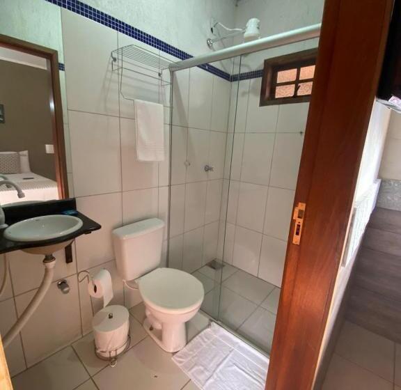 Camera Quadrupla Deluxe, La Luna Dos Pireneus Pousada