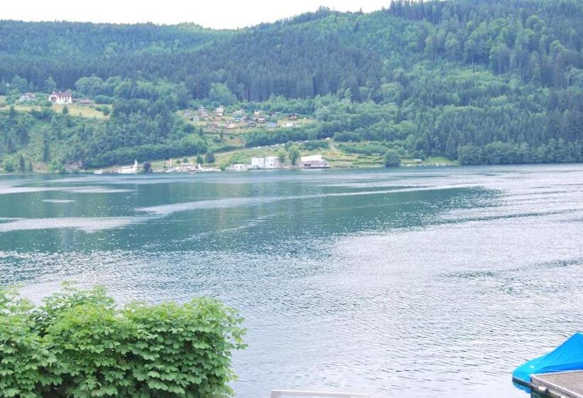 Номер Стандарт Вид на Озеро, Villa Streintz