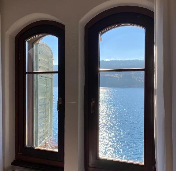 Standard studio with lake view, Villa Streintz