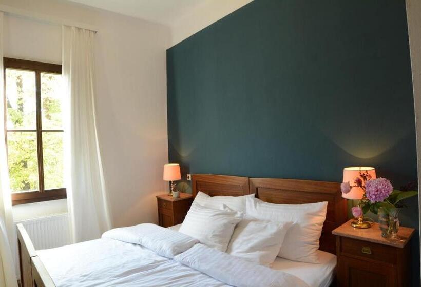 غرفة قياسية مطلة على المتنزه, Villa Streintz