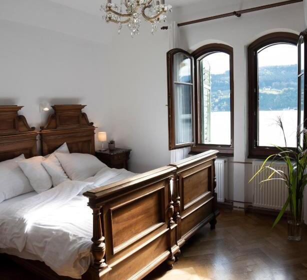 Standard studio with lake view, Villa Streintz