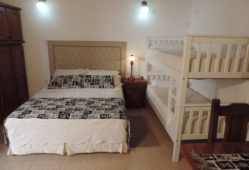 スタンダード４人部屋, Hosteria Las Piedras