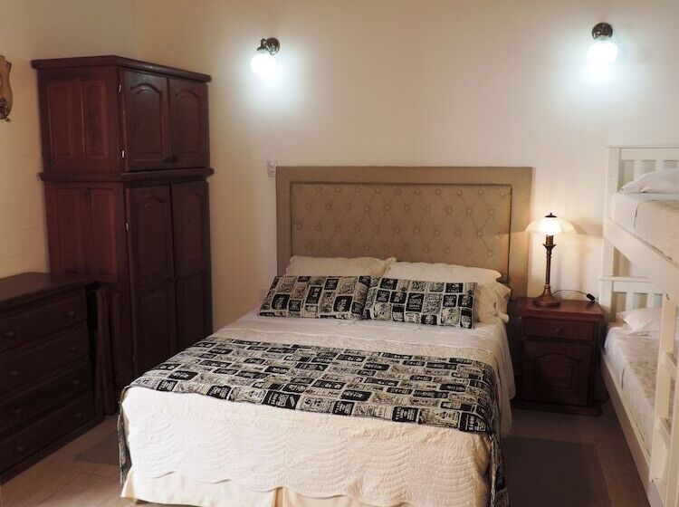 חדר סטנדרט לארבעה, Hosteria Las Piedras