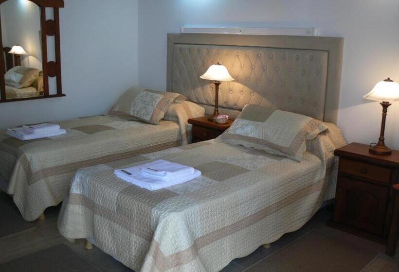 スタンダードトリプルルーム, Hosteria Las Piedras