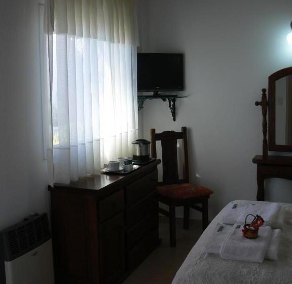 四人标准间, Hosteria Las Piedras