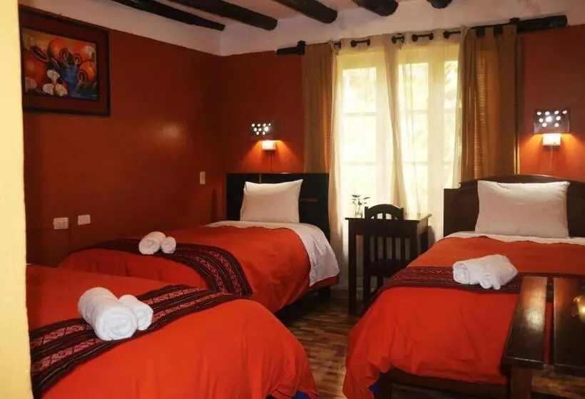 Standard Kolmen Hengen Huone, Wayras Hostal