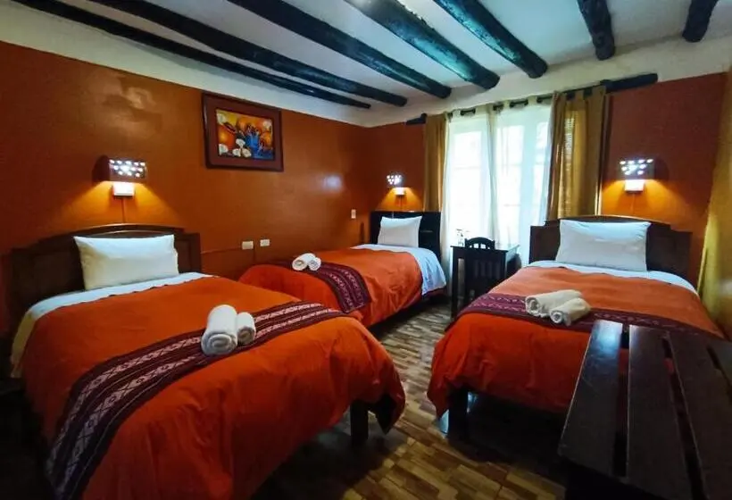 Standard Kolmen Hengen Huone, Wayras Hostal