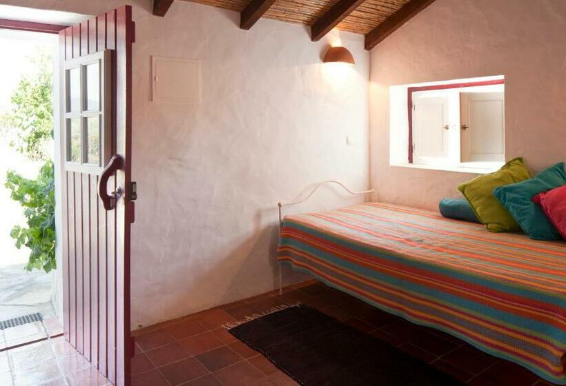 Дом 1 Спальня, Monte Dos Parvos