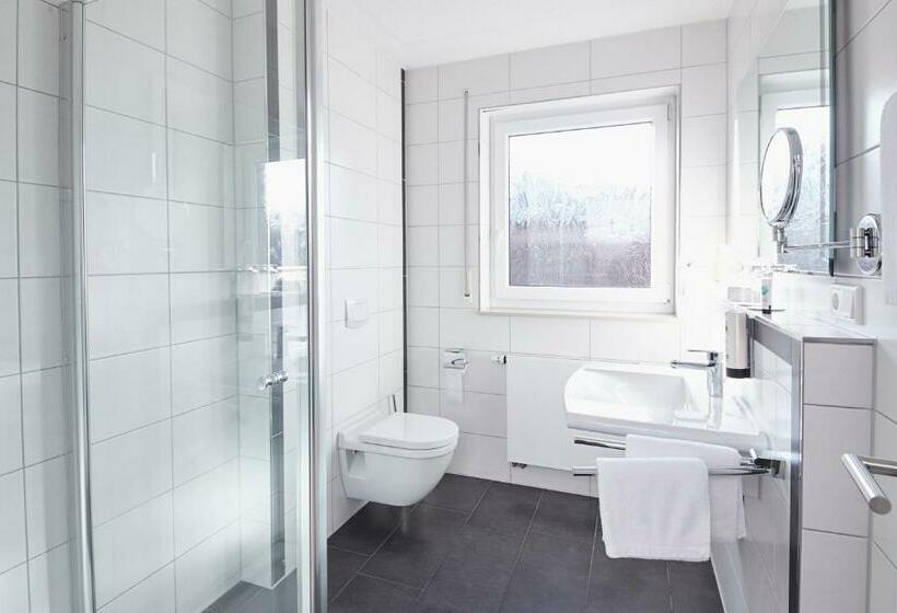 标准单人间, & Restaurant Pötter