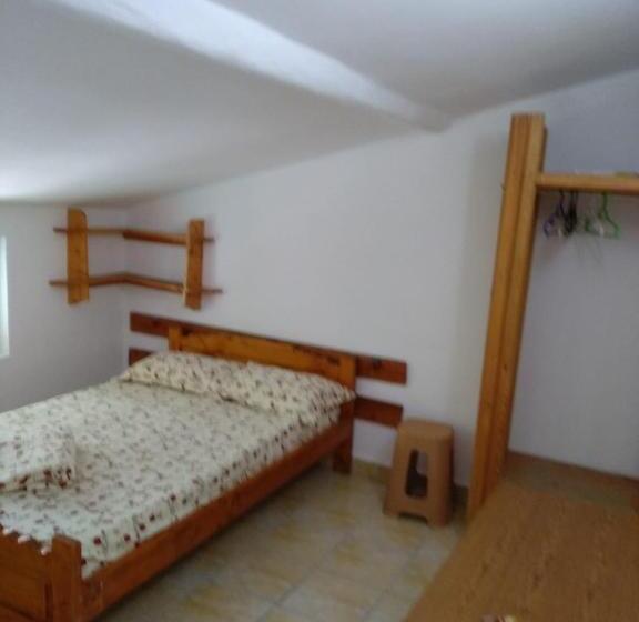 جناح مزوَّد بشرفة, Apartamente Pinciuc Costinesti