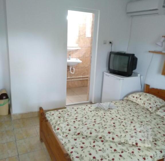 جناح مزوَّد بشرفة, Apartamente Pinciuc Costinesti