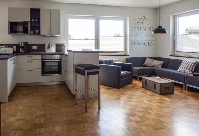 Апартаменты 1 Спальня с Балконом, Kanal 33