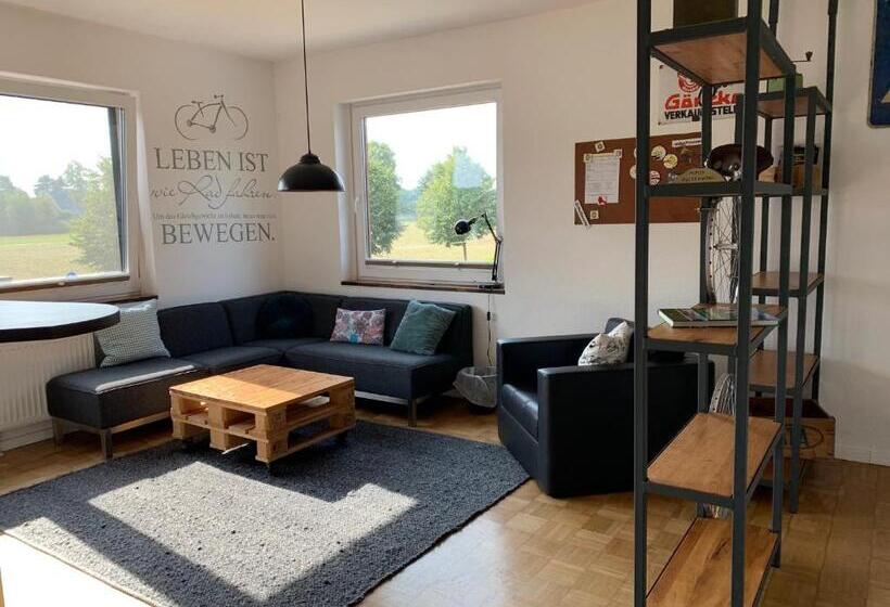 Апартаменты 1 Спальня с Балконом, Kanal 33