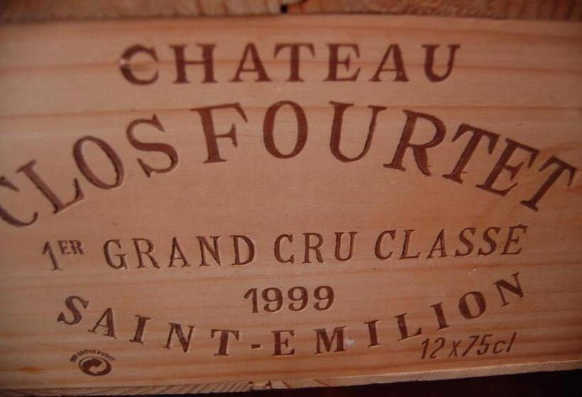 غرفة قياسية, Schillers Stadthaus