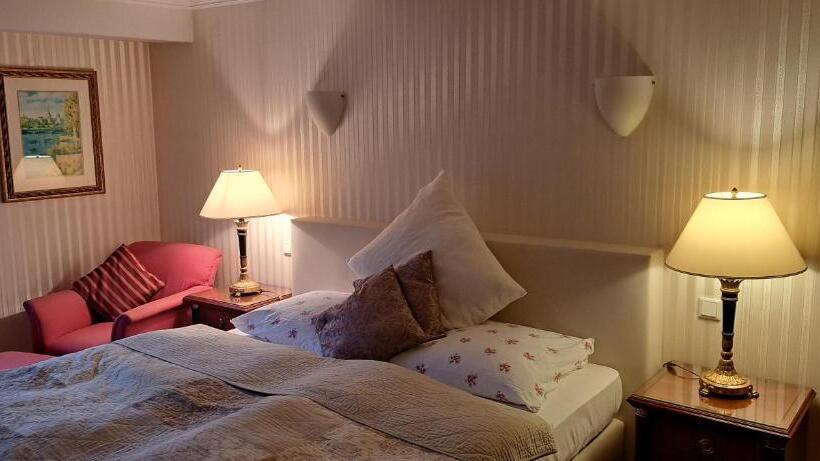 غرفة ديلوكس, Schillers Stadthaus