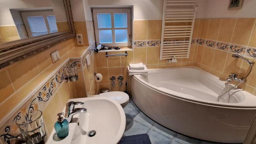 غرفة ديلوكس, Schillers Stadthaus