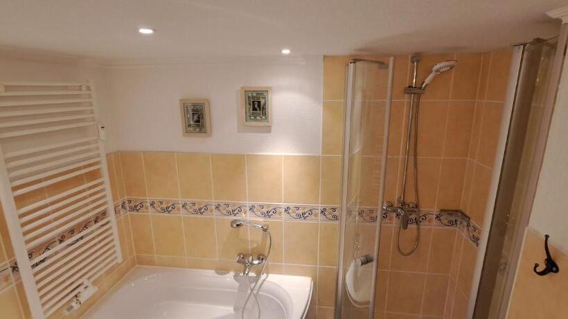 غرفة ديلوكس, Schillers Stadthaus