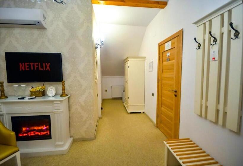 סוויטה דלוקס, Vila Sarada Boutique